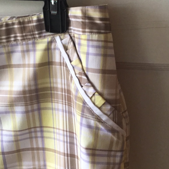 Izod Golf Skort - Picture 5 of 5